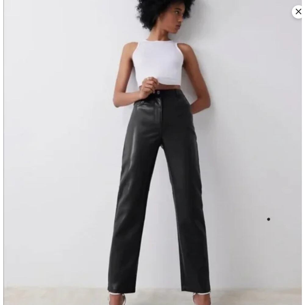 Aritzia Wilfred Melina Vegan Leather Straight Leg High Waist‎ Pants Black Size 2